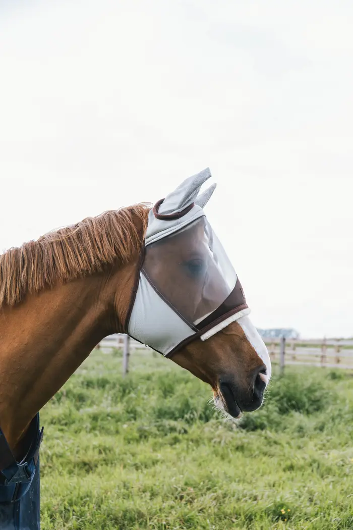 Kentucky Horsewear Fliegenmaske Friendly with Ears - silber, Größe Full