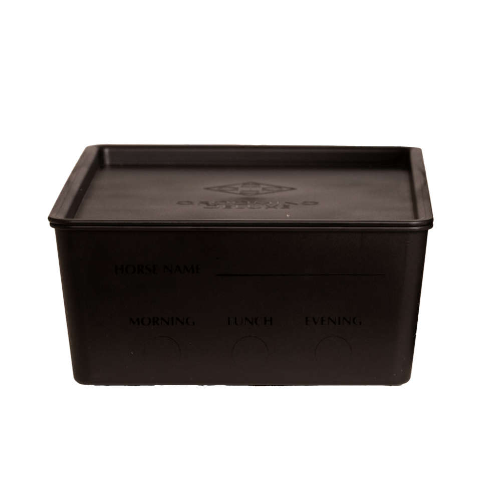 Grooming Deluxe Futterbox für Pferde mit Deckel - black, Größe 3.5L