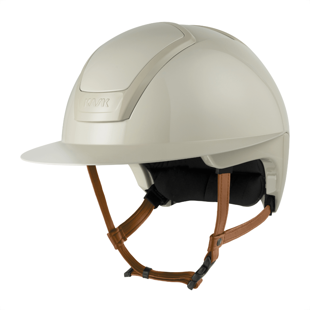 KASK NEMESI Wide Peak SHINE Reithelm mit beigem Kinnriemen - silk beige, Größe 55